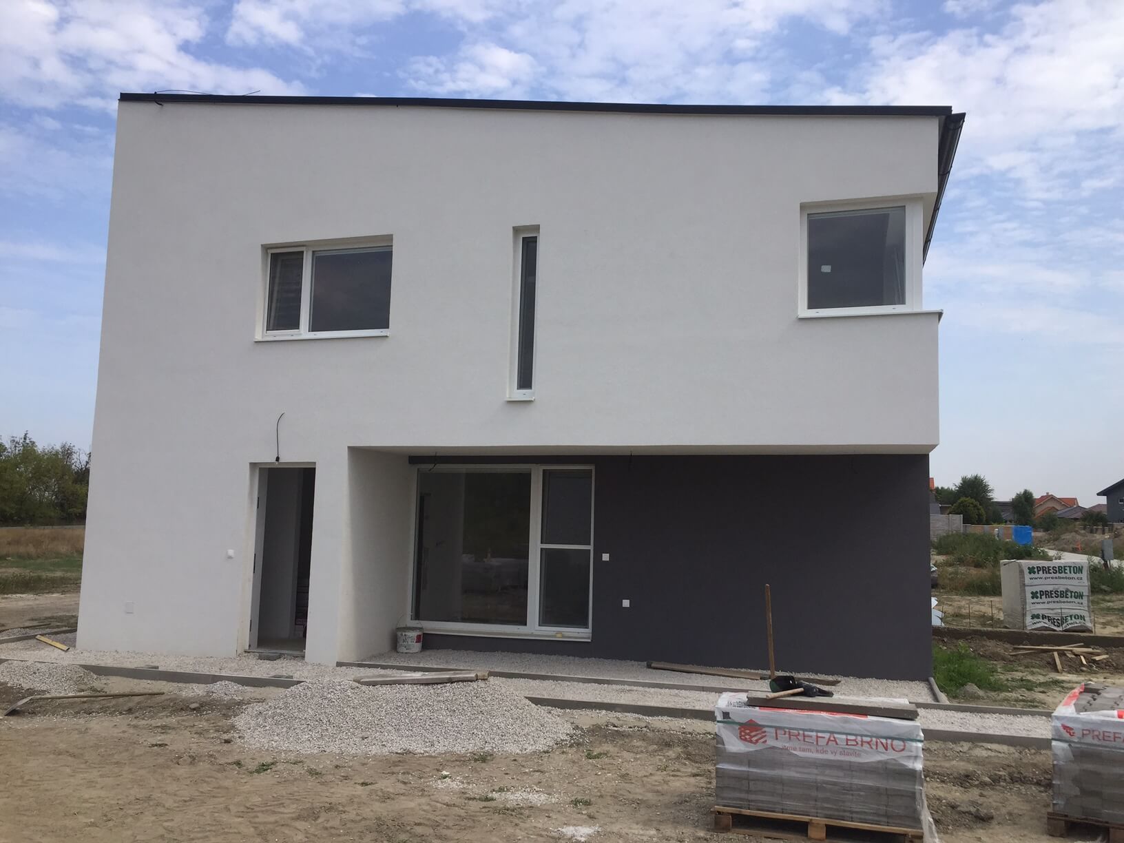 Predané: Posledný Rodinný dom v Dunajskej Lužnej v tichej lokalite, pri Košariskách, pri vlaku, 106m2, pozemok 422m2-16