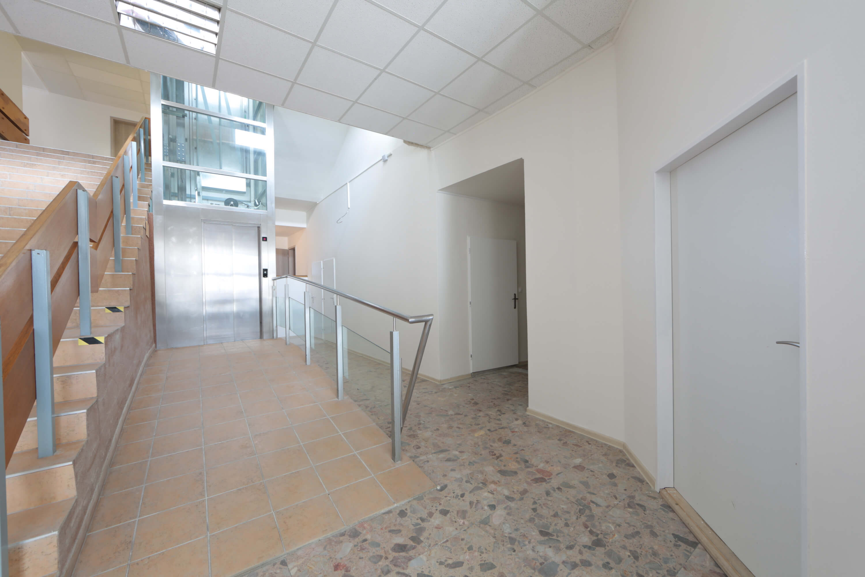 Predané: Zdravotnícke zariadenie, bývale sanatórium,komplex na predaj, Limbach, Potočná ulica, pozemky 21164m2, úžitkova spolu 3159m2-16