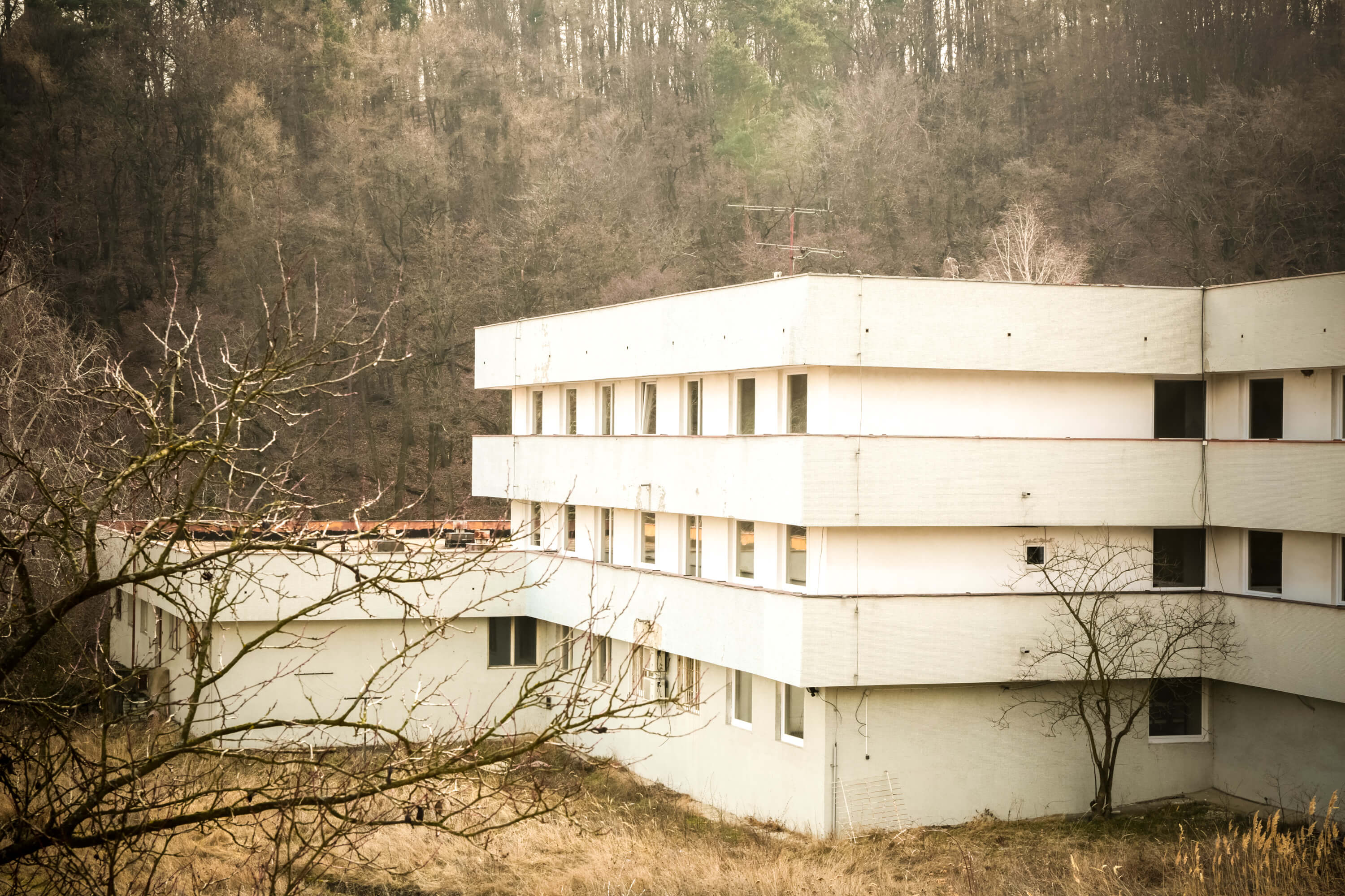 Predané: Zdravotnícke zariadenie, bývale sanatórium,komplex na predaj, Limbach, Potočná ulica, pozemky 21164m2, úžitkova spolu 3159m2-5