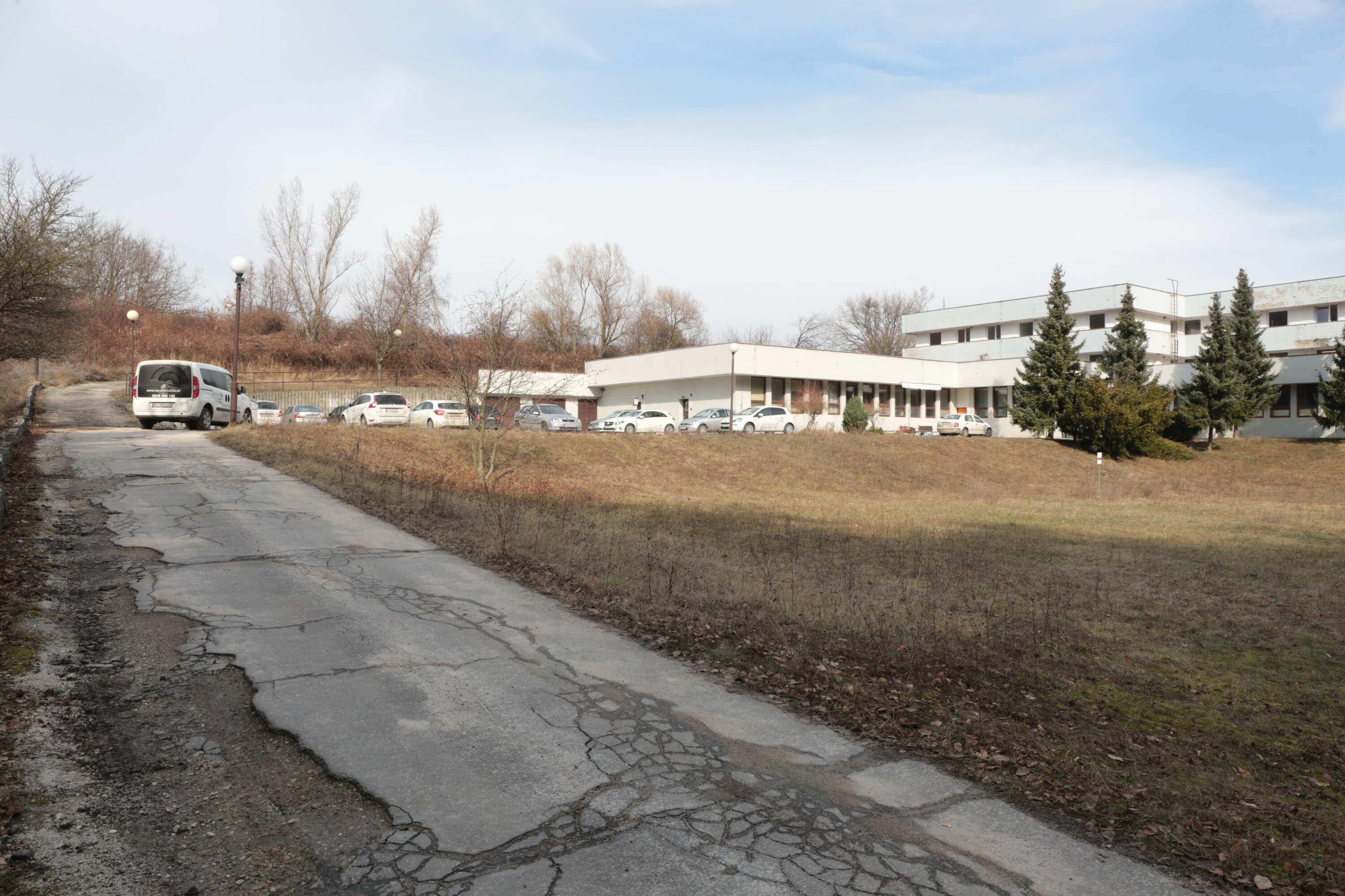 Predané: Zdravotnícke zariadenie, bývale sanatórium,komplex na predaj, Limbach, Potočná ulica, pozemky 21164m2, úžitkova spolu 3159m2-2