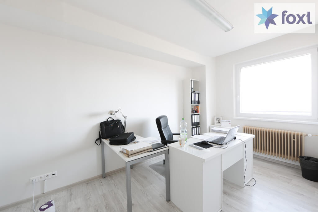 Predané: Zdravotnícke zariadenie, bývale sanatórium,komplex na predaj, Limbach, Potočná ulica, pozemky 21164m2, úžitkova spolu 3159m2-37