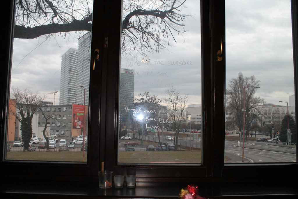 Predané Predaj exkluzívneho 3,5 izb. bytu,v centre, ulica Dostojevského rad v Bratislave, vedľa Jakubovho námestia, 94m2, kompletne zariadený-28