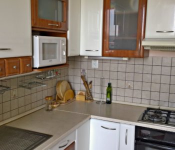 Predané - byt v príjemnej lokalite Petržalky na Holíčskej ulici-2