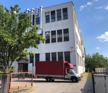 Na predaj Budova skladov a výrobne v Dunajskej Strede, Drevárska, pozemok 2272m2, spolu 4 podlažia 4767m2-1