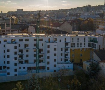 Predané: Novostavba Mezonet 4 izbový, širšie centrum v Bratislave, Beskydská ulica, 141m2, balkón a logia spolu 30,84m2, štandard.-1