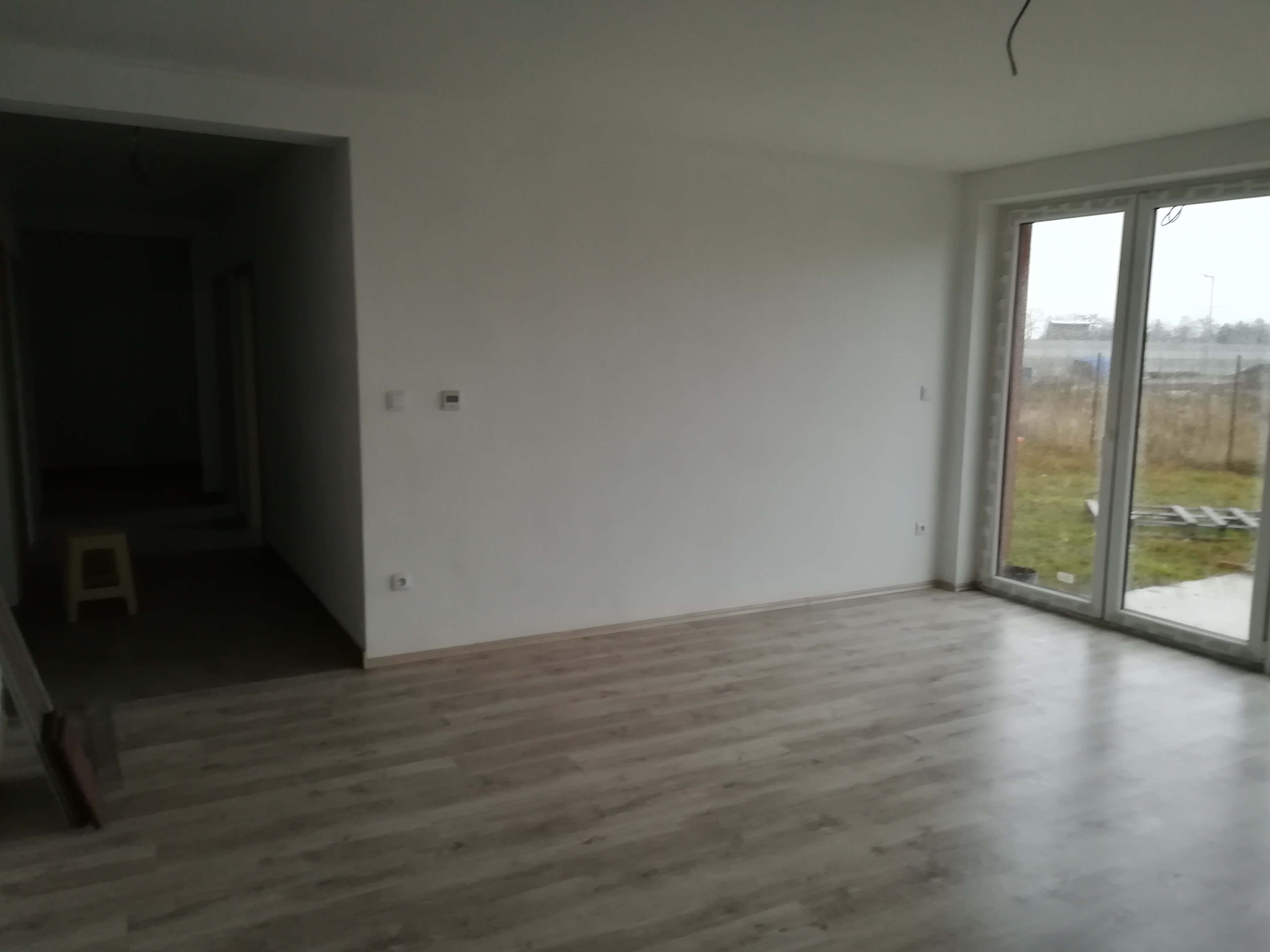 Predané: NOVOSTAVBA s terasou NA KĽÚČ + POZEMOK len 25km od Bratislavy-9