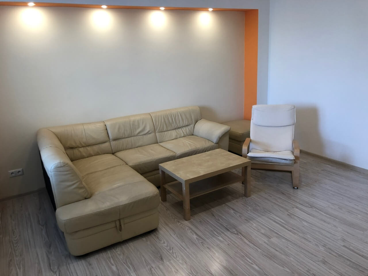 Predaný: Exkluzívne na predaj 3 izb. byt, 81,7m2, balkón 5 m2, pivnica 6m2, garáž, Dunajská Lužná, ulica Brezová-4