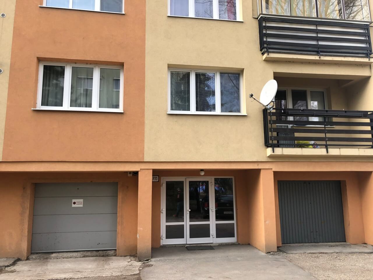Predaný: Exkluzívne na predaj 3 izb. byt, 81,7m2, balkón 5 m2, pivnica 6m2, garáž, Dunajská Lužná, ulica Brezová-34