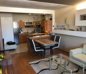 Predané: Exkluzívne na predaj 3 izb. byt, 72 m2, balkón 8 m2, parkovacie státie, Bratislava, Petržalka, Budatínska-1