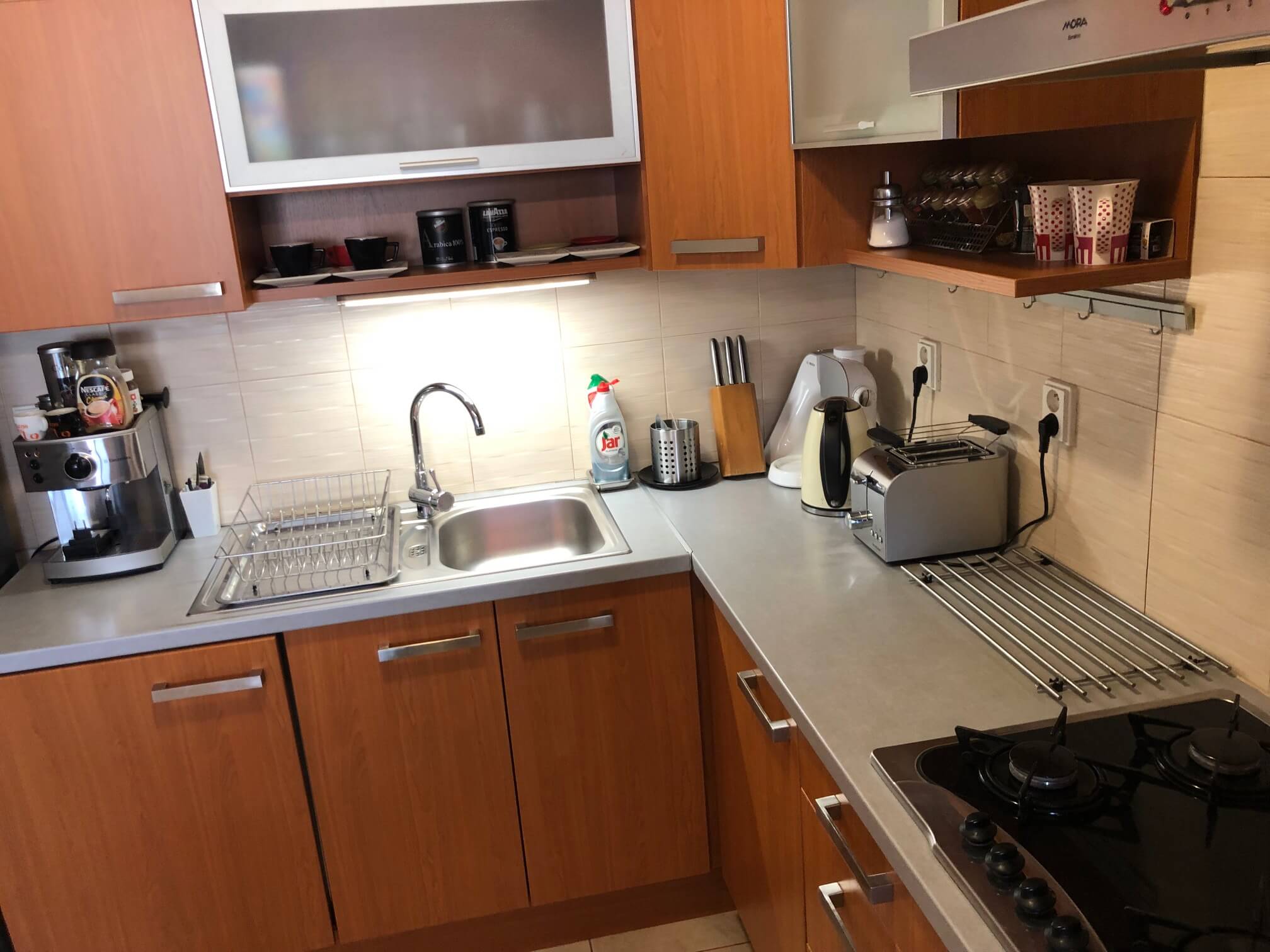 Predané: Exkluzívne na predaj 3 izb. byt, 72 m2, balkón 8 m2, parkovacie státie, Bratislava, Petržalka, Budatínska-40