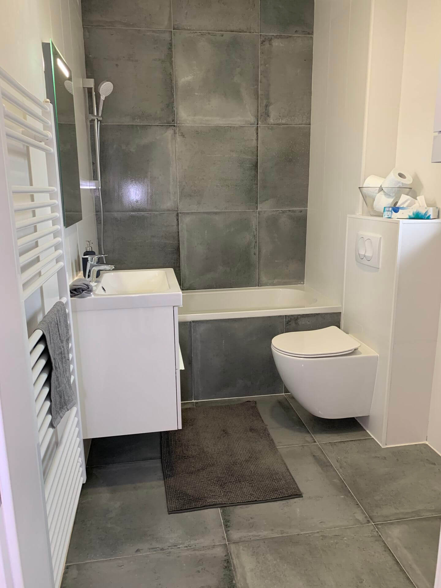 Predané: Predáme 1 izbový byt, Ligurčeková, Podunajská Biskupice, 30m2, záhrada 26m2, parkovacie státie 12m2-12