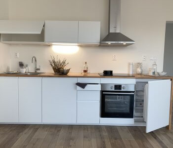 Predané: Predáme 1 izbový byt, Ligurčeková, Podunajská Biskupice, 30m2, záhrada 26m2, parkovacie státie 12m2-3