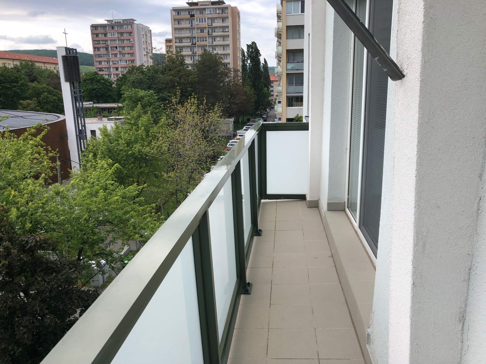Prenajatý: 3 izbový byt, Račianska 85, 63m2, balkon 10m2, výborná lokalita-50