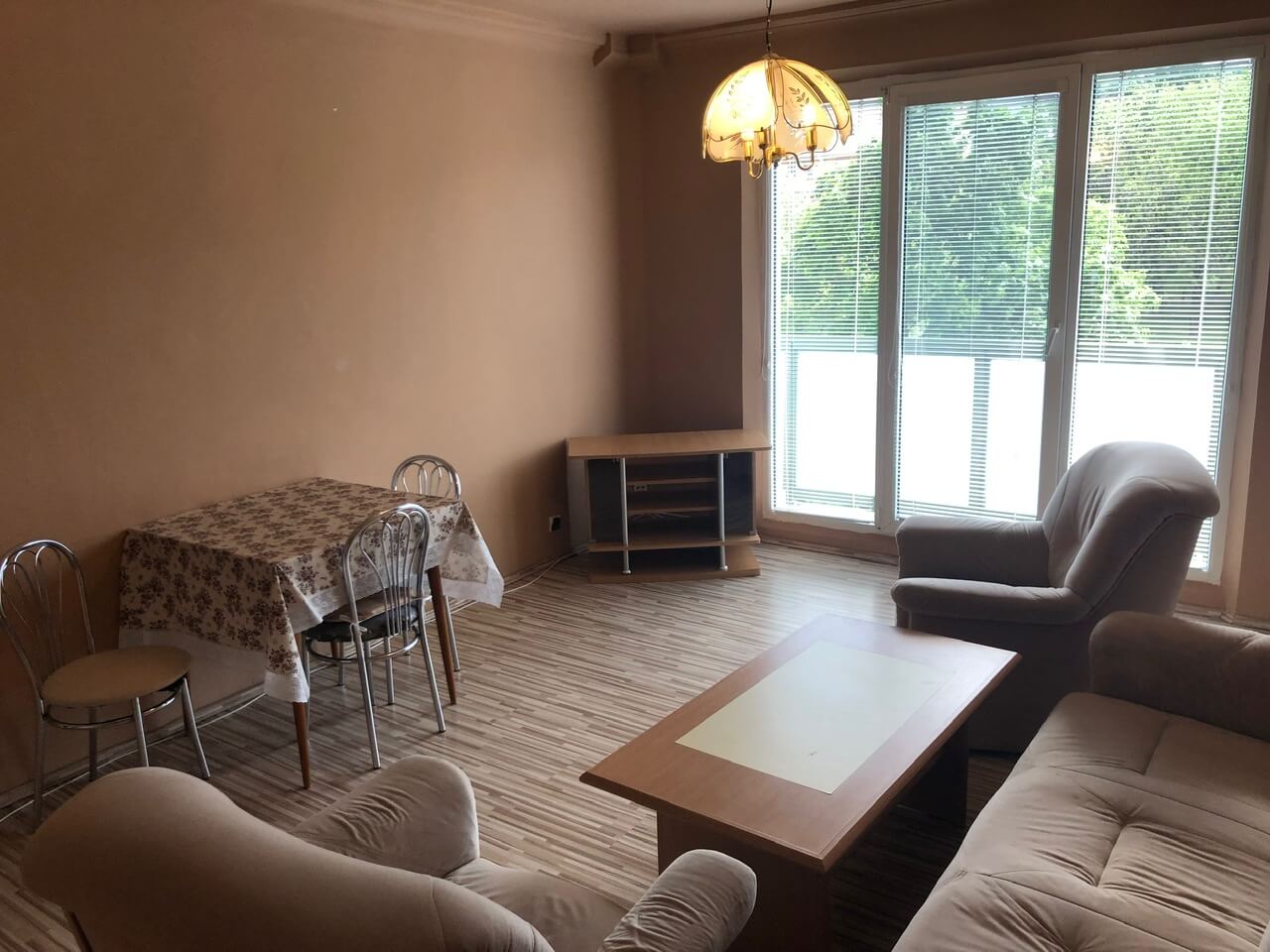 Prenajatý: 3 izbový byt, Račianska 85, 63m2, balkon 10m2, výborná lokalita-2
