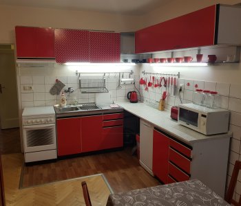 Prenajaté: Prenájom jednej izby v 2 izb. byte, staré mesto, Šancová ulica, Bratislava, 80m2, zariadený-1