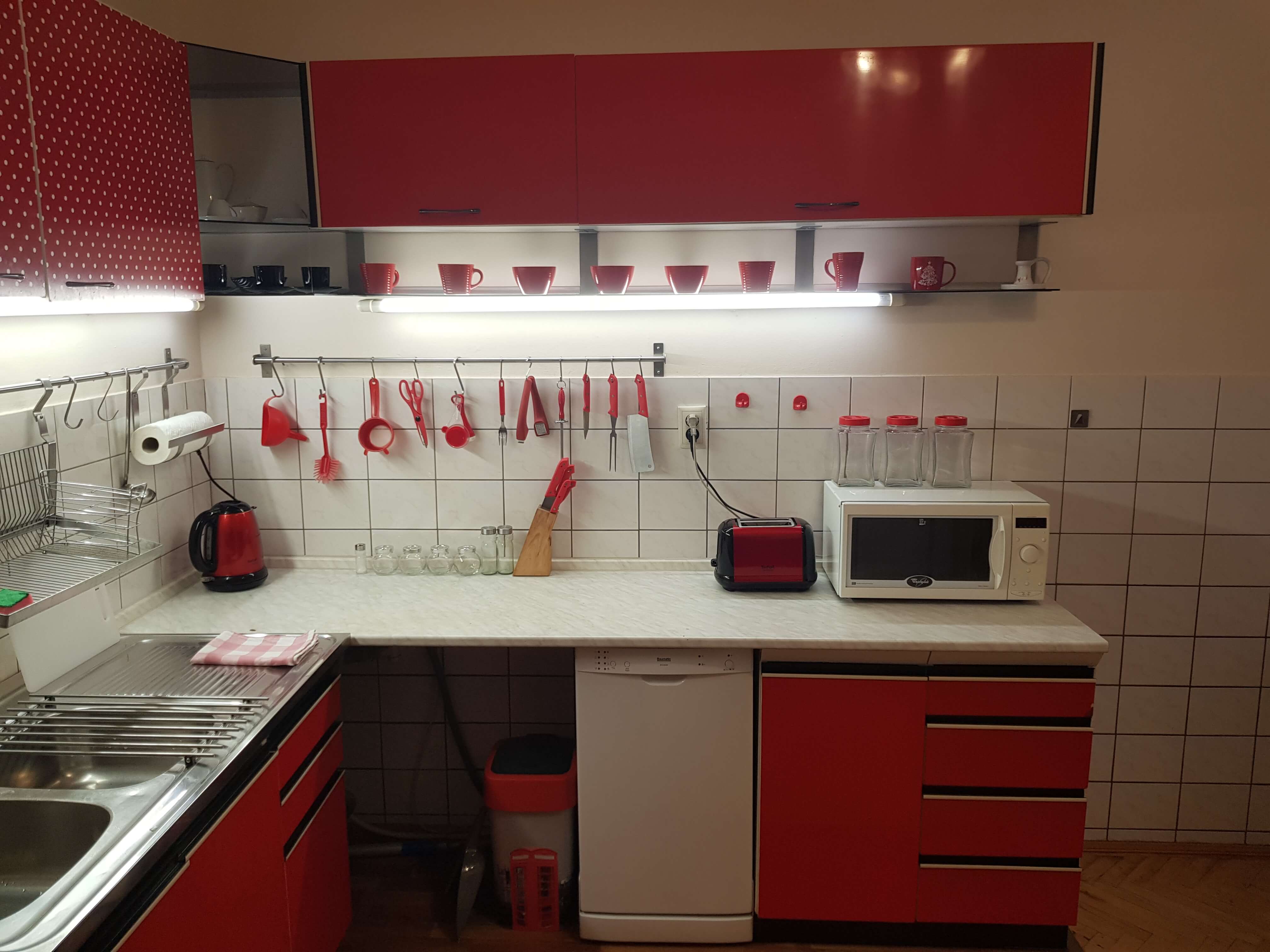 Prenajaté: Prenájom jednej izby v 2 izb. byte, staré mesto, Šancová ulica, Bratislava, 80m2, zariadený-26