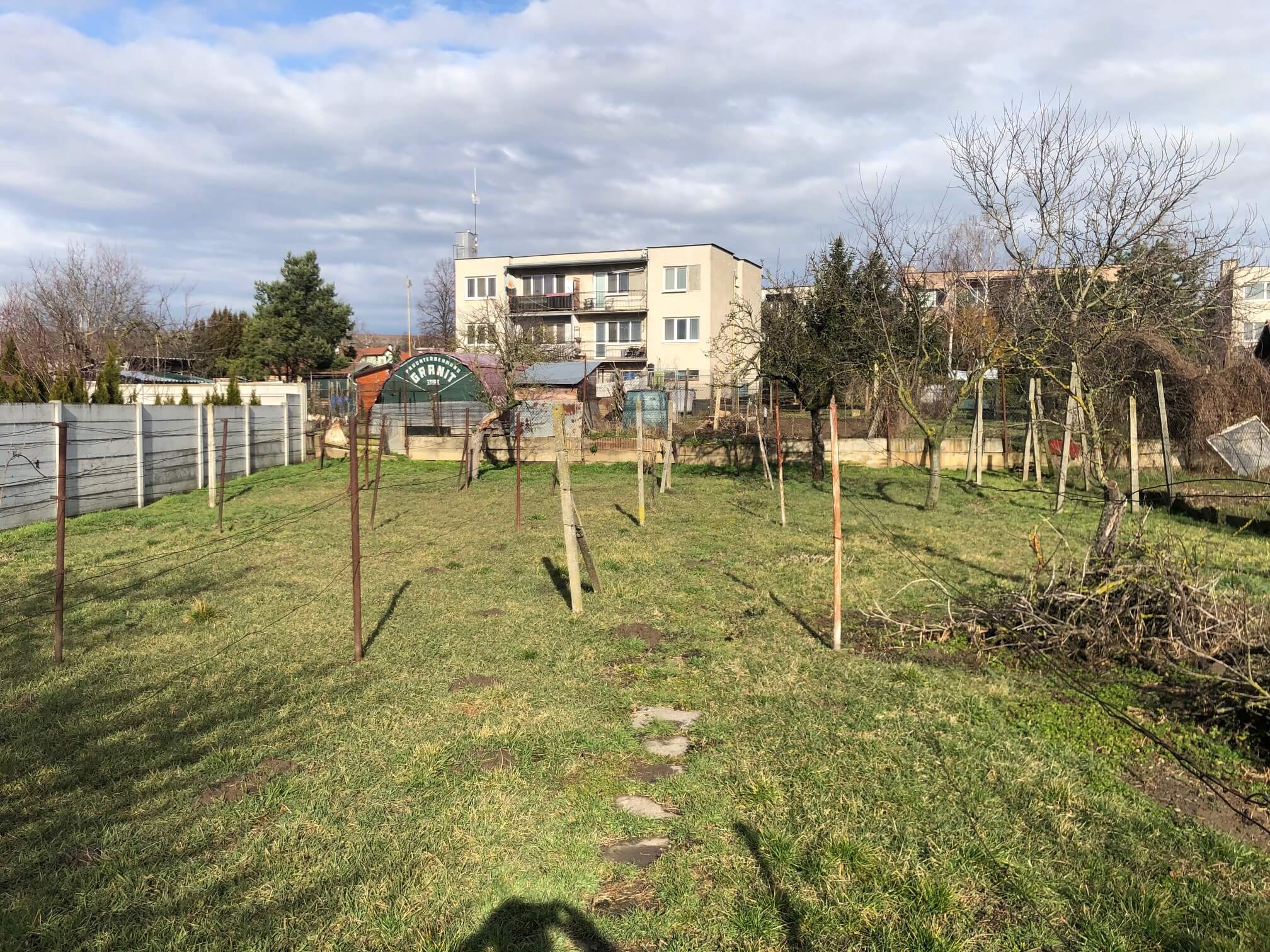 Prenajaté: Exkluzívne: Rodinný dom, 4 izbový, Šalgočka úžitková 140m2, podpivničenie 120m2, pozemok 1500m2-4