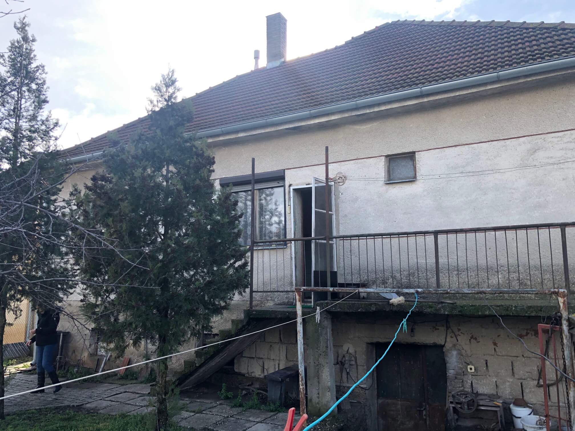 Prenajaté: Exkluzívne: Rodinný dom, 4 izbový, Šalgočka úžitková 140m2, podpivničenie 120m2, pozemok 1500m2-18