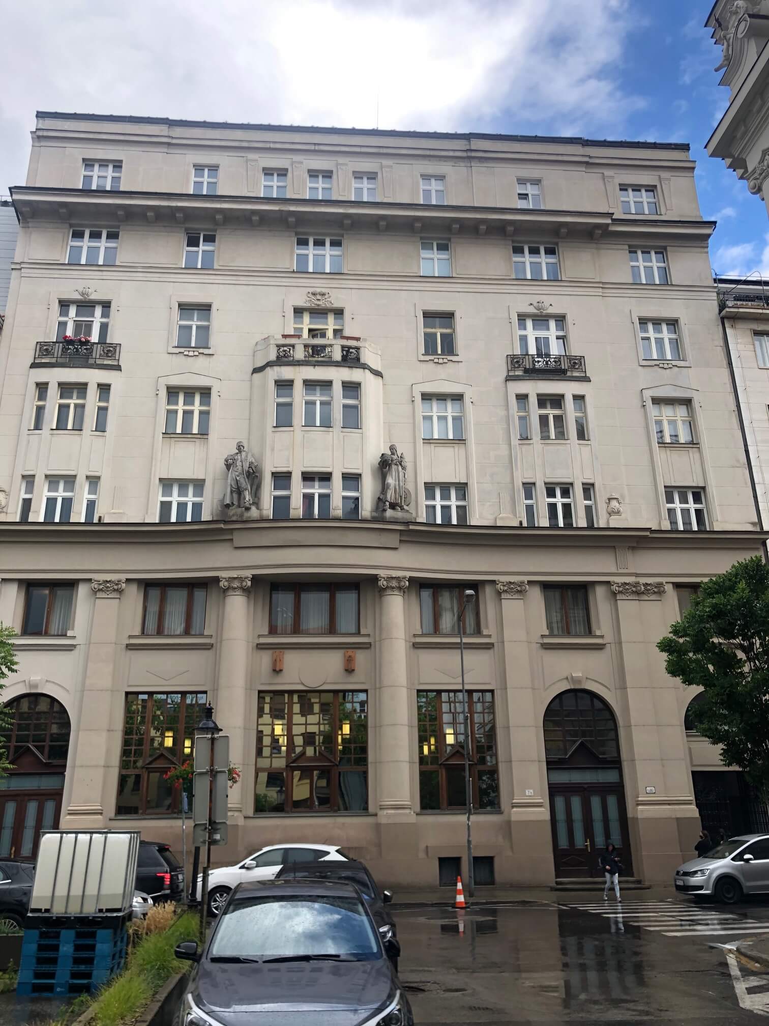 Prenajaté: Na prenájom exkluzívne 2 izbový byt, 73,34m2, v Centre BA, Gorkeho 7, 7 poschodie-20
