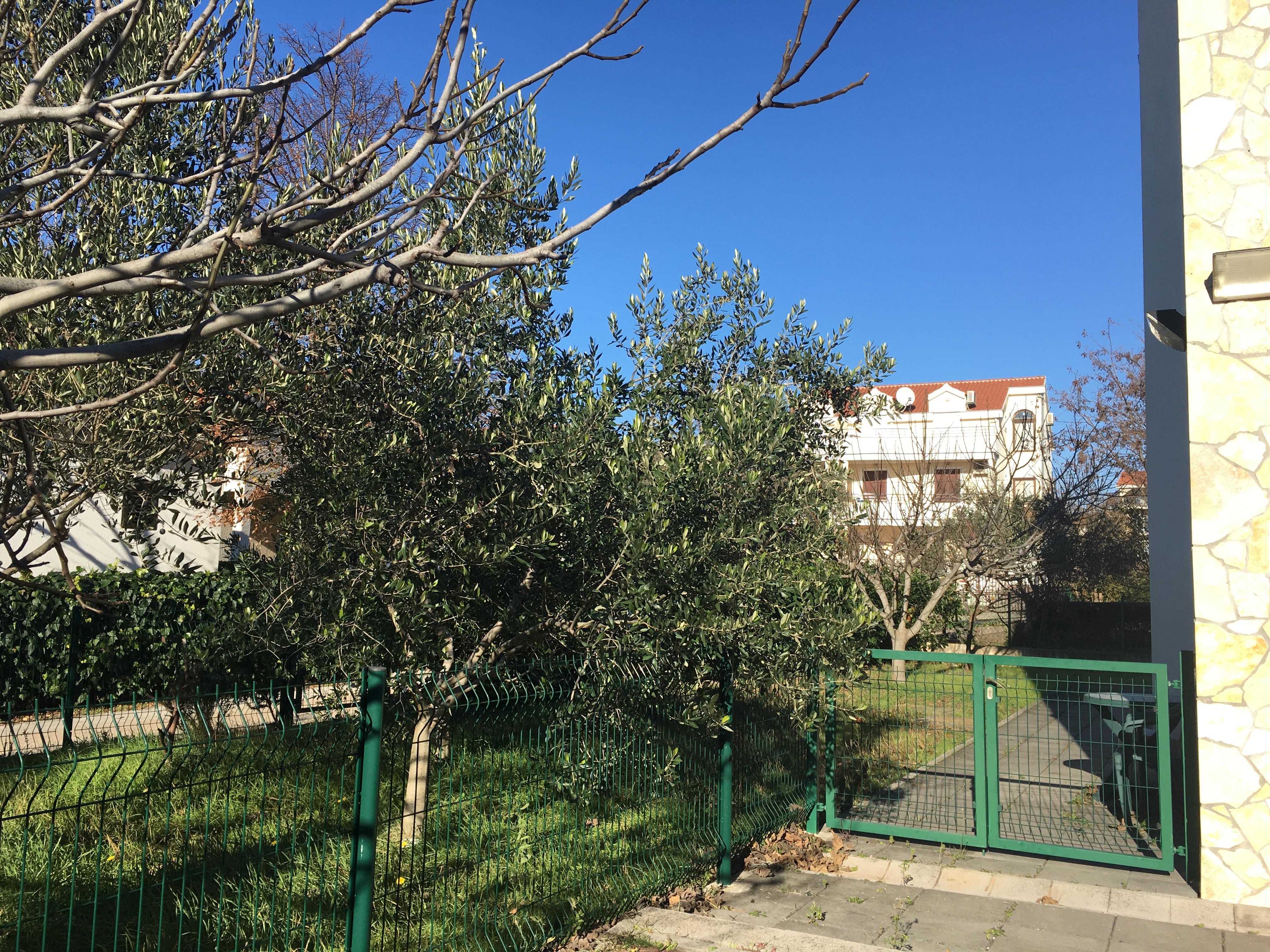 Predané: 3 izbový apartmán pri mori v Chorvátsku, Biogradská riviera Turanj, 100m2 + garaž, 70m od mora-18