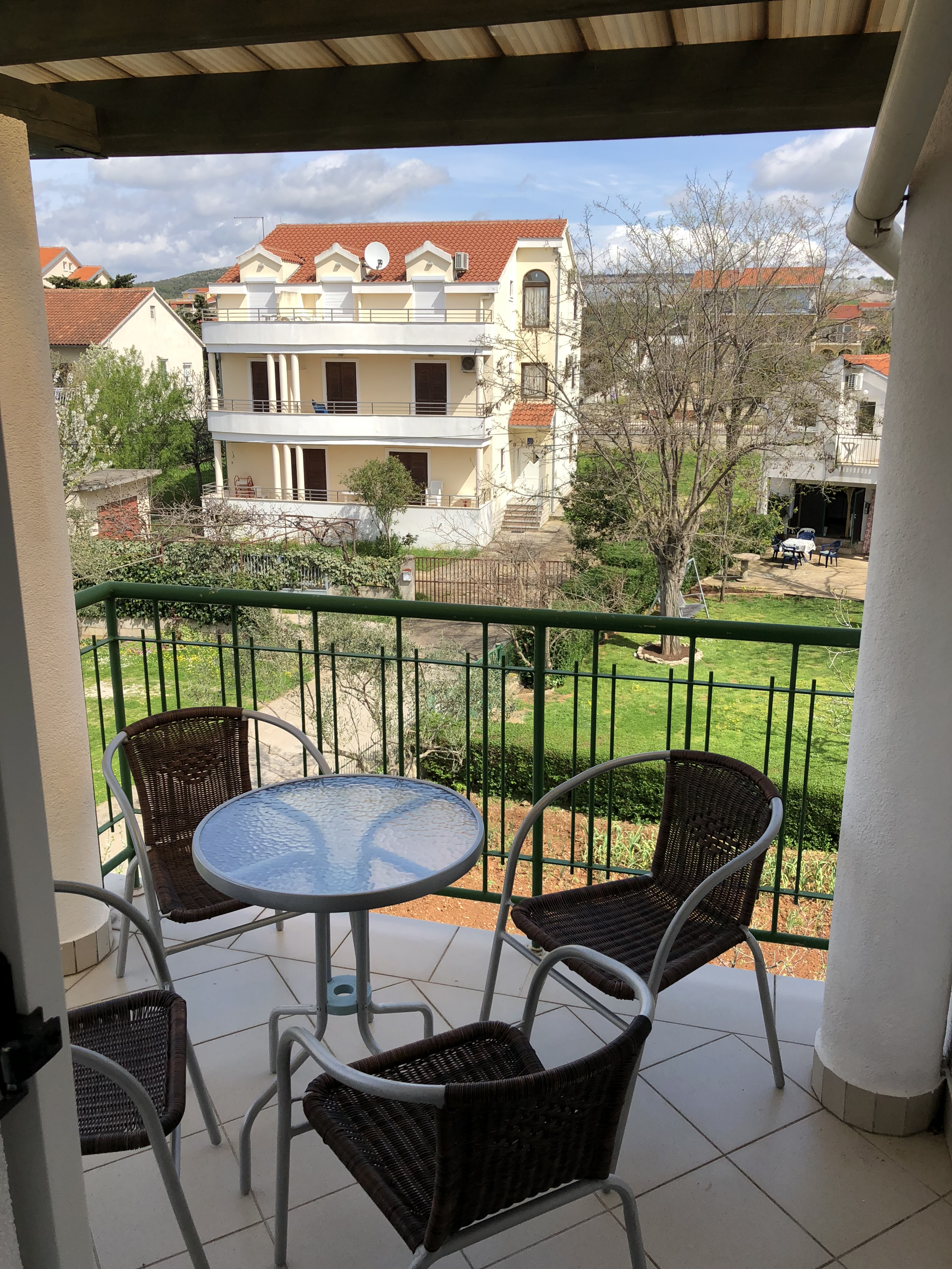 Predané: 3 izbový apartmán pri mori v Chorvátsku, Biogradská riviera Turanj, 100m2 + garaž, 70m od mora-8