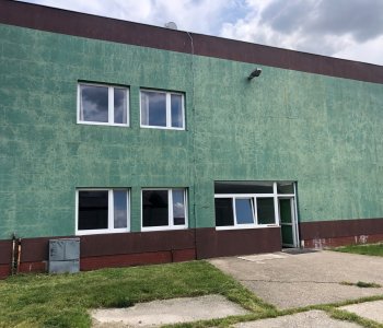 Predané: Veľkopriestorové sklady, garáže, pozemok 9000m2, sklady spolu 2045m2, Pezinská ulica Vinosady,-0