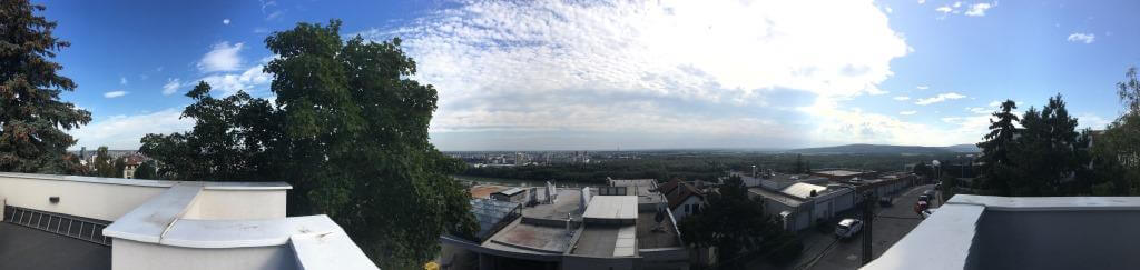 Troj podlažná budova s 10 kanceláriami, Riznerova ulica v Bratislave, nad hradom, úžitková 610m2-10