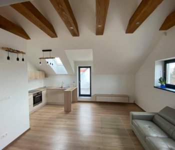 Prenajaté: Na prenájom úplne nový 2 izbový byt v Malackách,Kukučínová ulica,60m2, terasa 30m2,parkovacie miesto-2