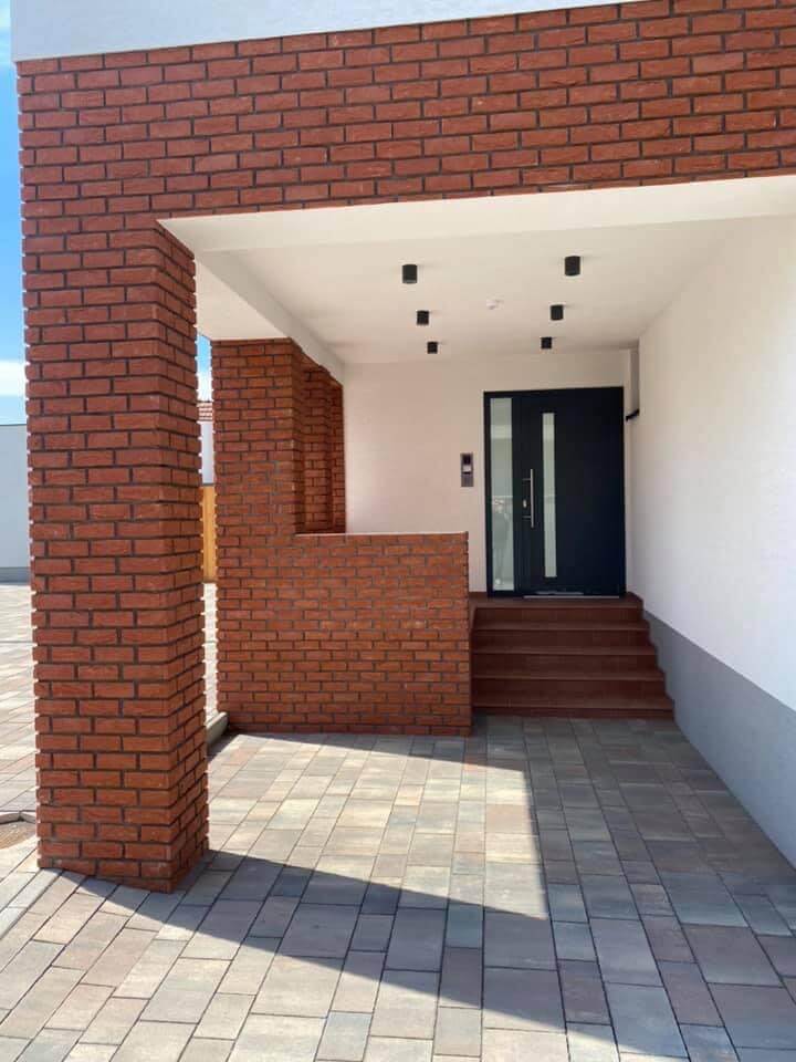 Prenajaté: Na prenájom úplne nový 2 izbový byt v Malackách, Kukučínová,60m2, predzáhradka 18m2, 2x parkovonie-18