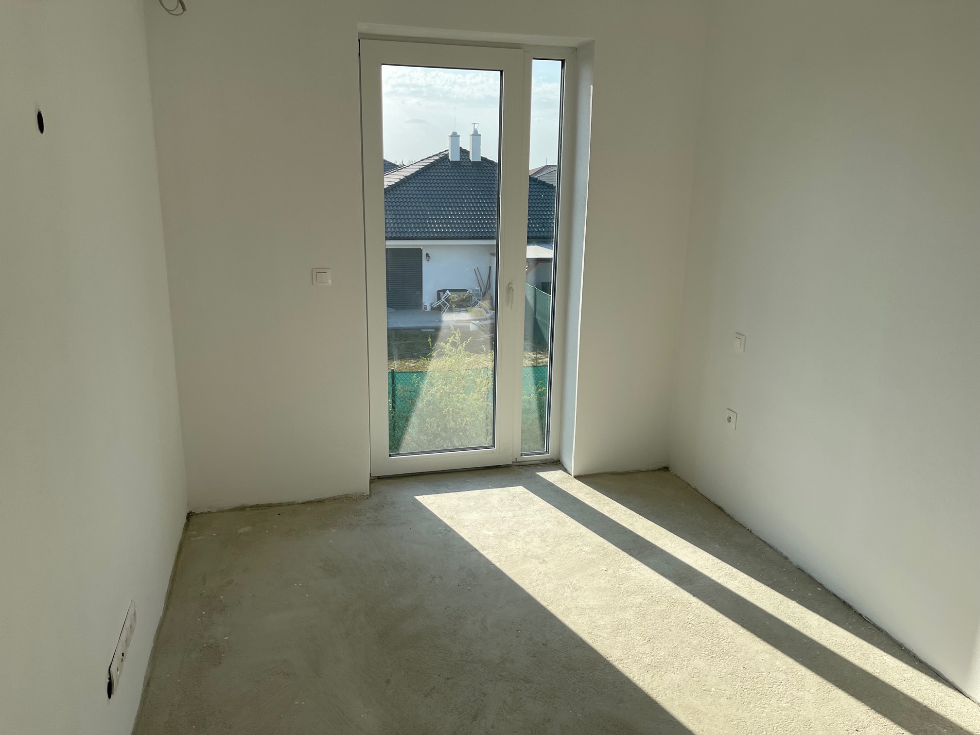 Predané: Skoladovaný: Exkluzívne posledný 4 izbový Rodinný dom, 2 poschodový, úžitková 96,43m2, pozemok 230m2, Figová Miloslavov,-11