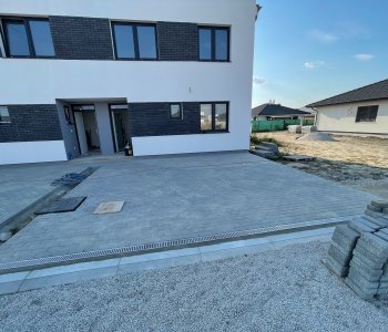 Predané: Skoladovaný: Exkluzívne posledný 4 izbový Rodinný dom, 2 poschodový, úžitková 96,43m2, pozemok 230m2, Figová Miloslavov,-1