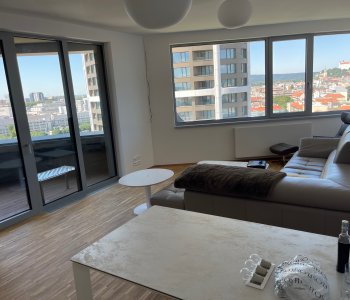Predaný: 3 IZBOVÝ BYT V SKY PARKU, III VEŽA, 15 POSCHODIE, ÚŽITKOVÁ 90,26 M2, LOGGIA 8 M2, PARKOVACIE MIESTO, KOBKA-3