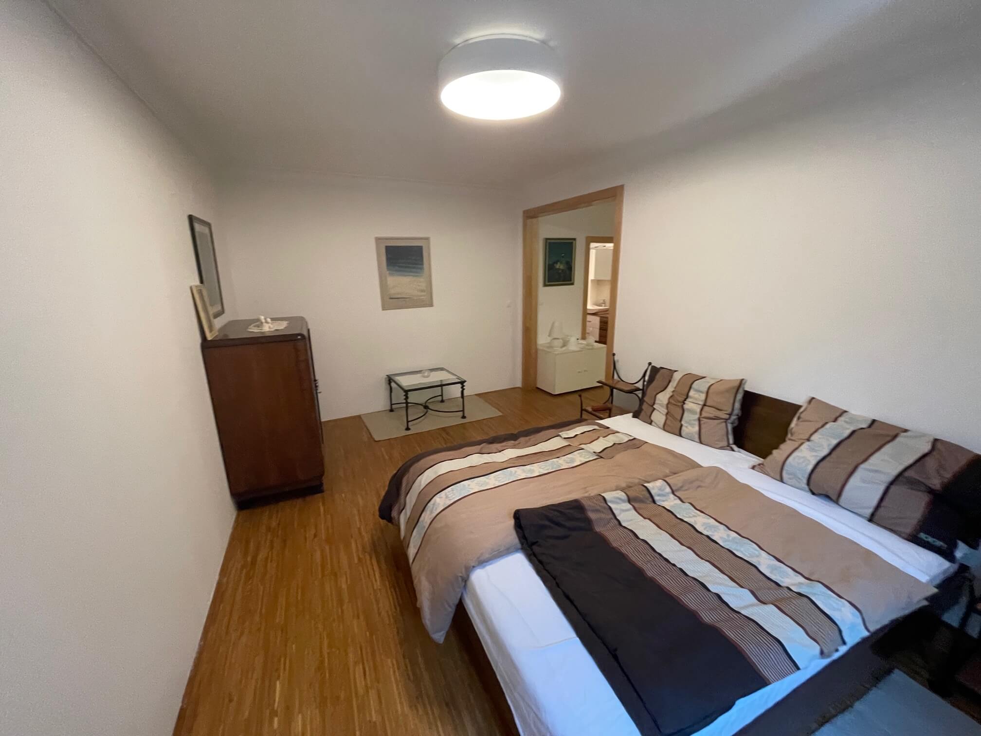 Predané: 4 IZBOVÝ BYT V Šamoríne, centre, 2 POSCHODIE, ÚŽITKOVÁ 145,20M2, BALKÓN 6M2, 2x PARKOVACIE MIESTO,-19