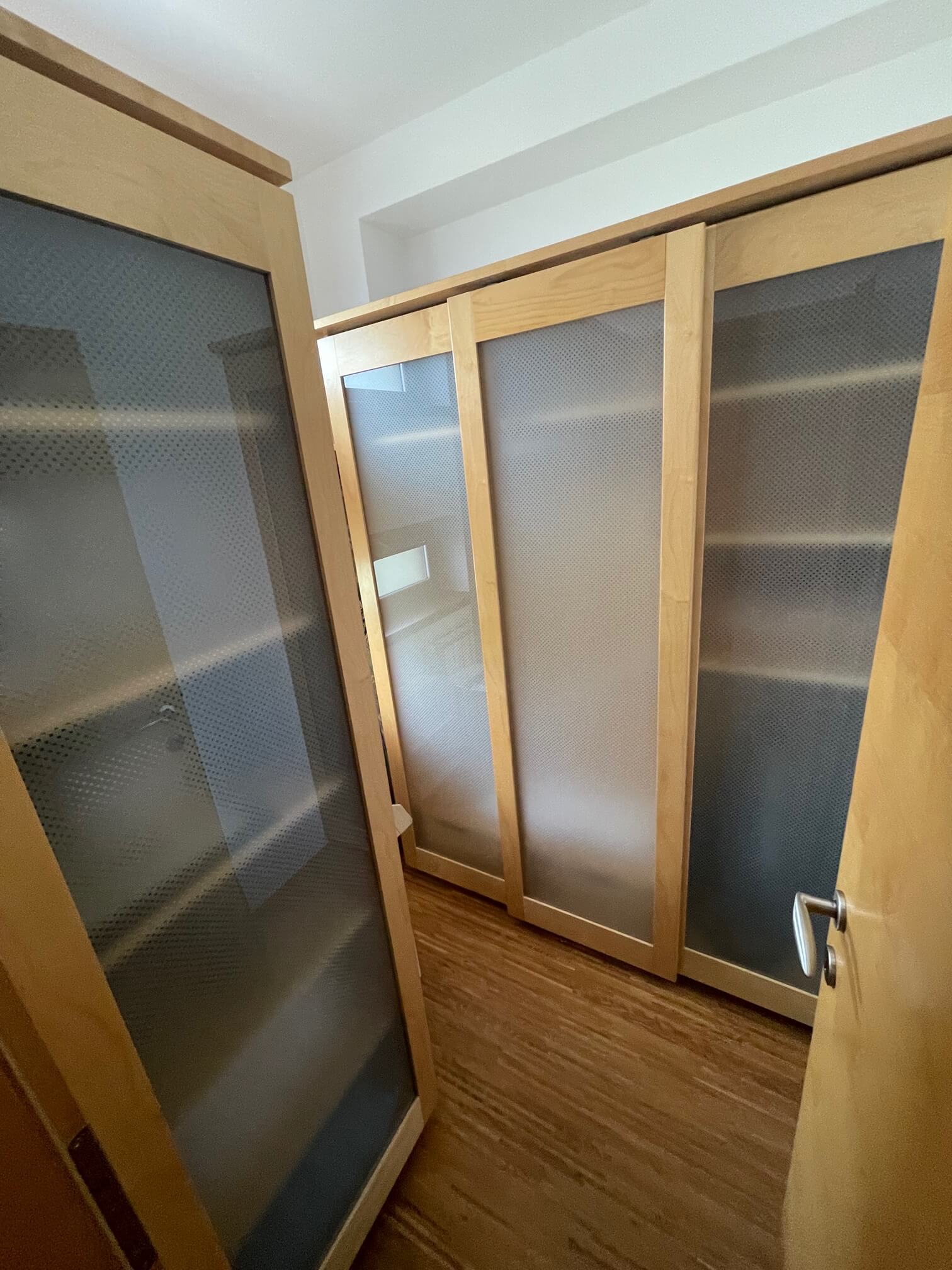 Predané: 4 IZBOVÝ BYT V Šamoríne, centre, 2 POSCHODIE, ÚŽITKOVÁ 145,20M2, BALKÓN 6M2, 2x PARKOVACIE MIESTO,-33