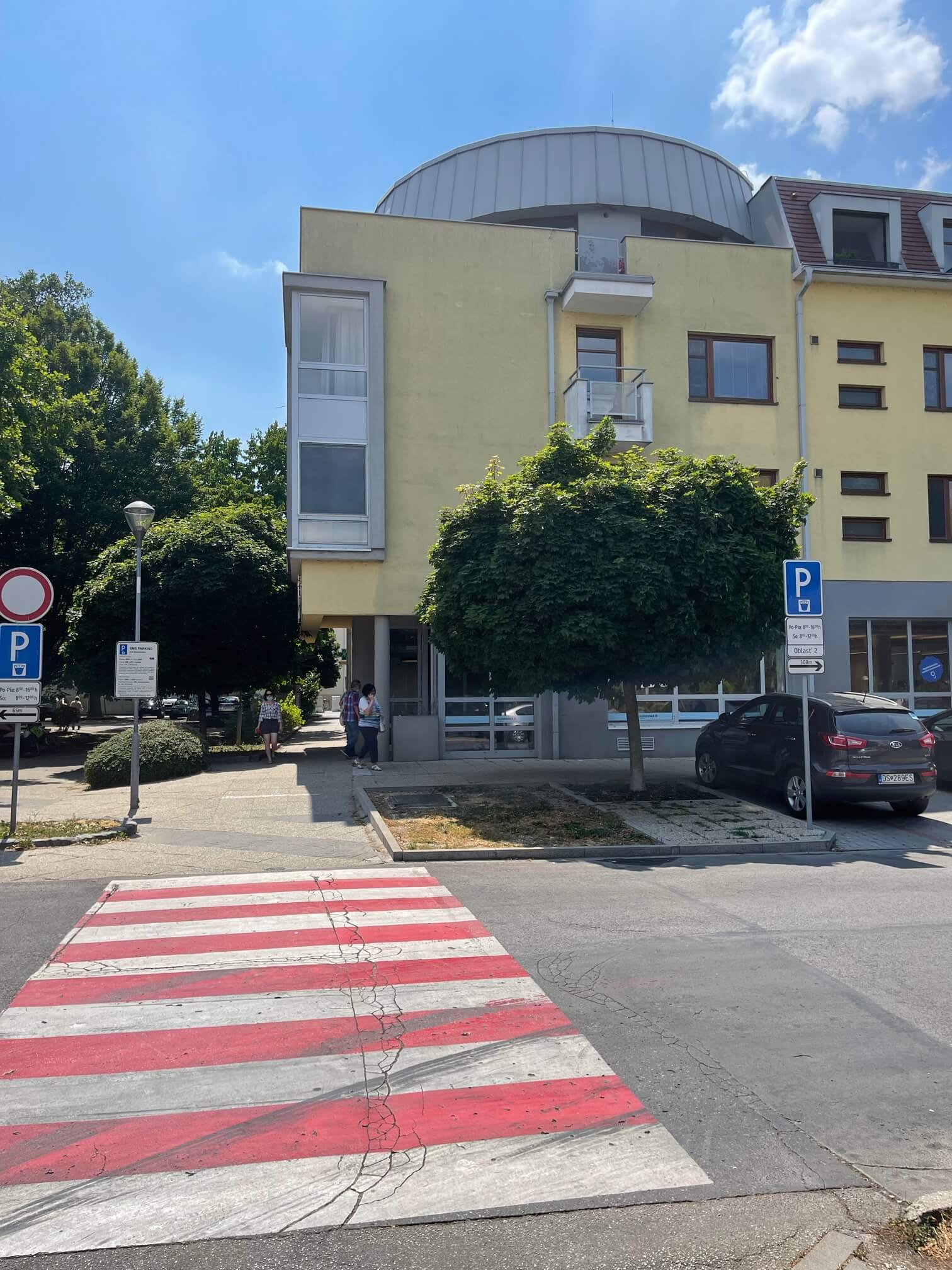 Predané: 4 IZBOVÝ BYT V Šamoríne, centre, 2 POSCHODIE, ÚŽITKOVÁ 145,20M2, BALKÓN 6M2, 2x PARKOVACIE MIESTO,-43