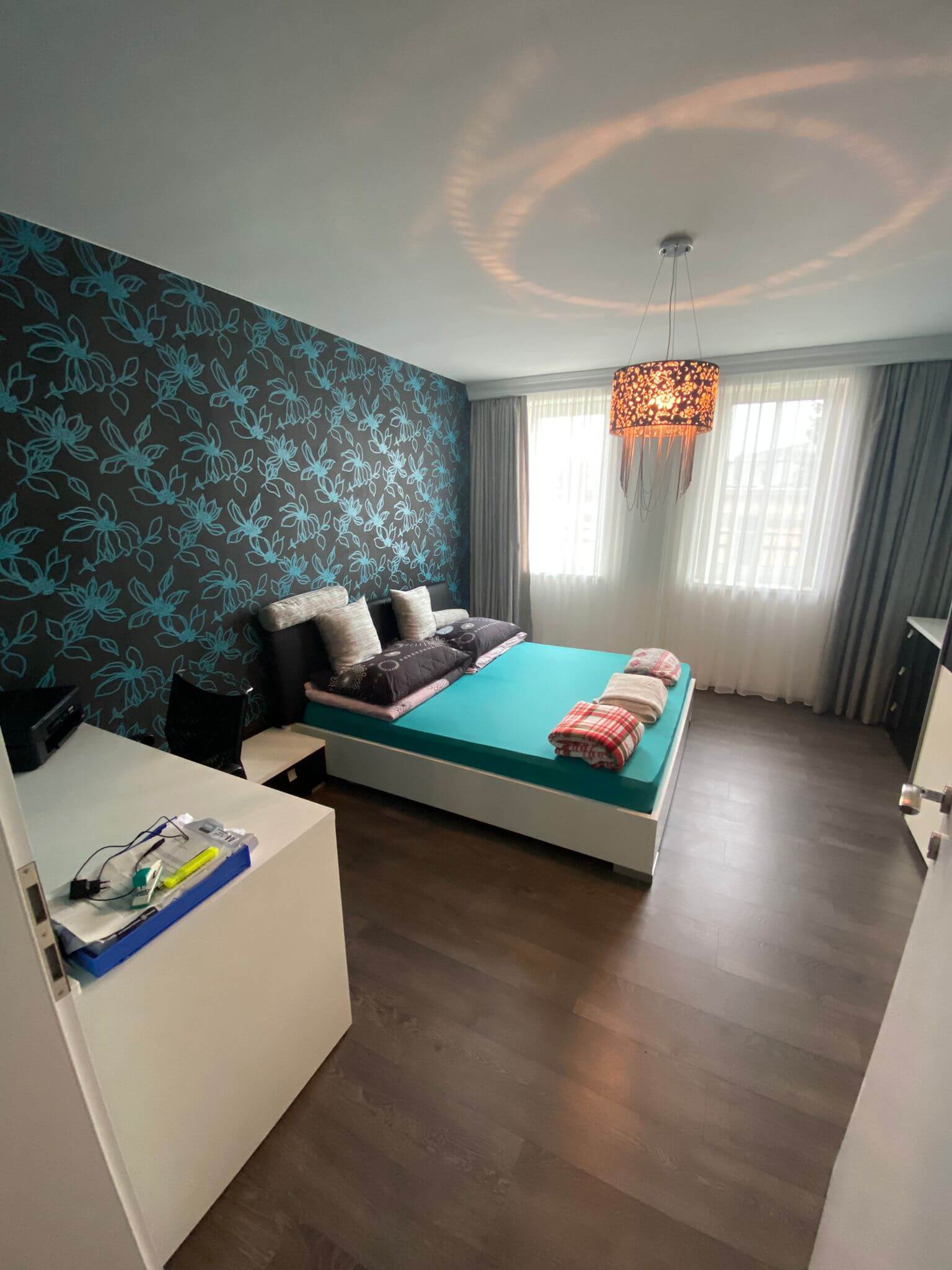 Predané: Rodinná Vila 6 izbová, úžitková 650m2, 3 podlažia, pozemok 1008m2, Lučenec – Opatová-46