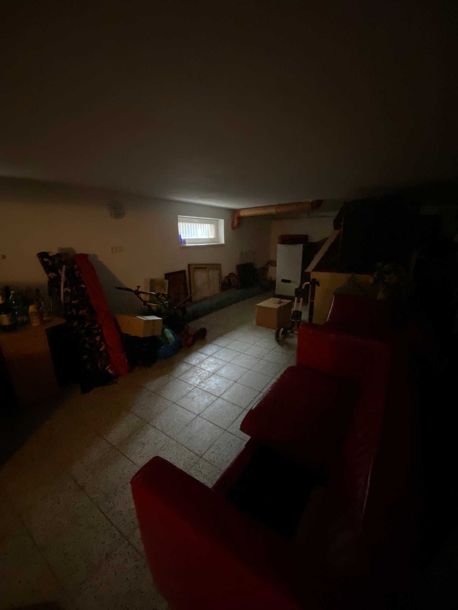 Predané: Rodinná Vila 6 izbová, úžitková 650m2, 3 podlažia, pozemok 1008m2, Lučenec – Opatová-65
