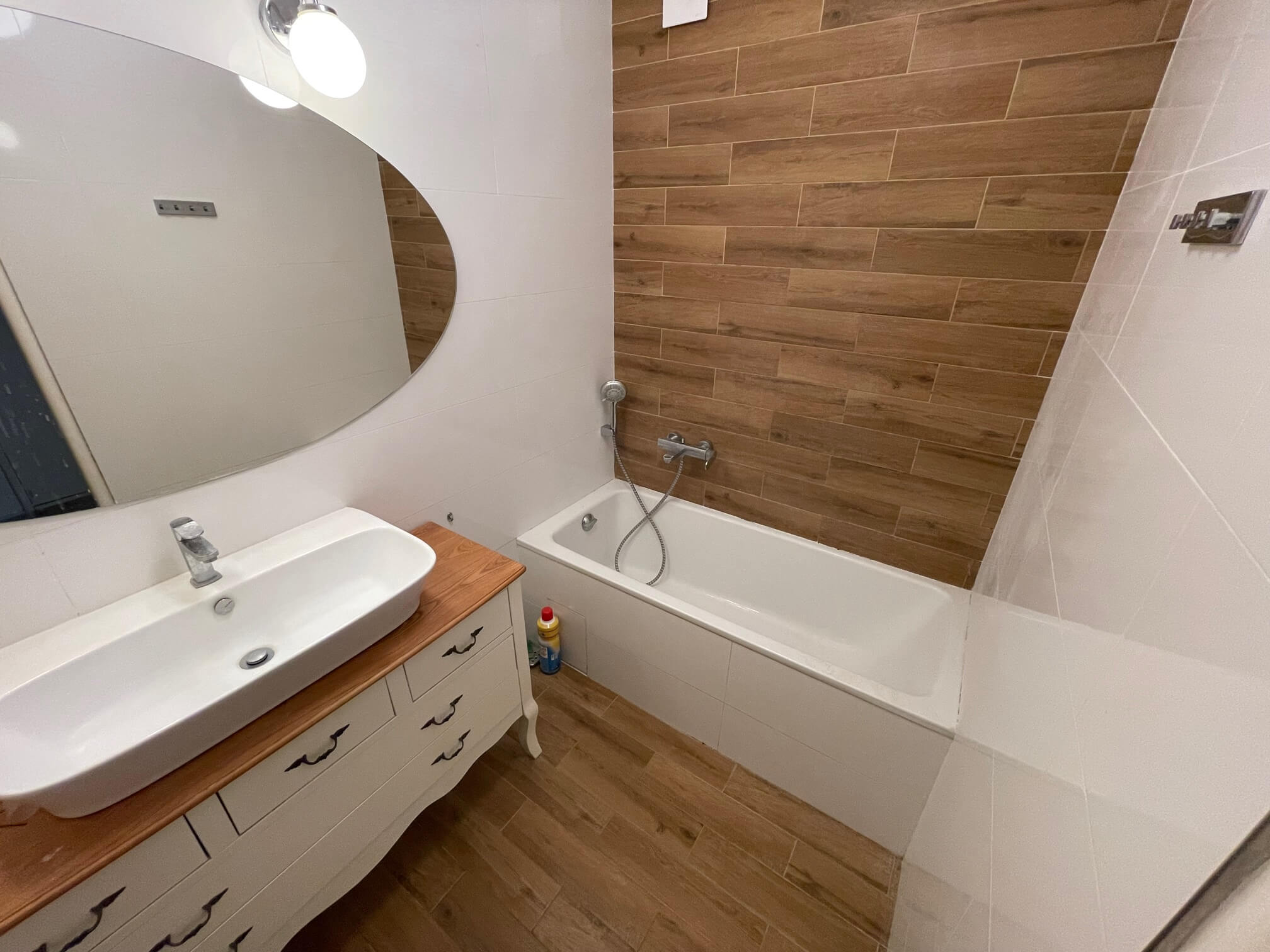 Prenajaté: Exkluzívne na prenájom 3 izbový byt, 83m2, 2x loggia 4,5m2, Karolovka, Janotová 8-16