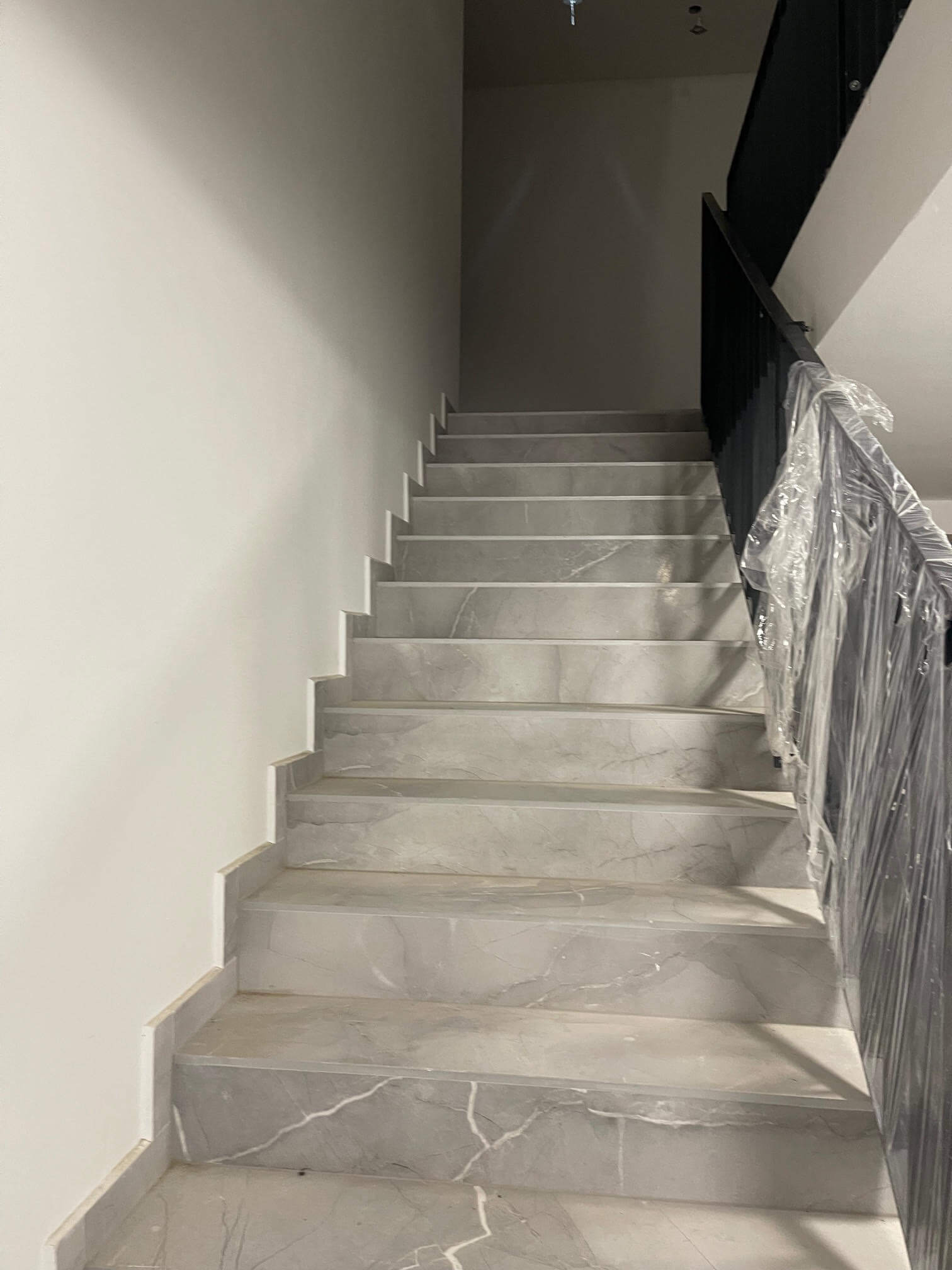 Predané: NOVOSTAVBA 4 IZBOVÝ BYT, MALACKY CENTRUM, úžitková 91,44M2, 2x LOGGIA 15M2-28