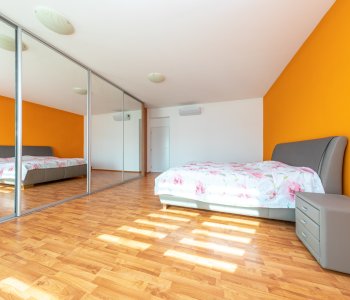 Exkluzívna novostavba na predaj, 3 izbový luxusný byt, Staré Mesto, Konventná, úžitková 146,18m2, najvyššie poschodie, výhľad na celú Bratislavu-2
