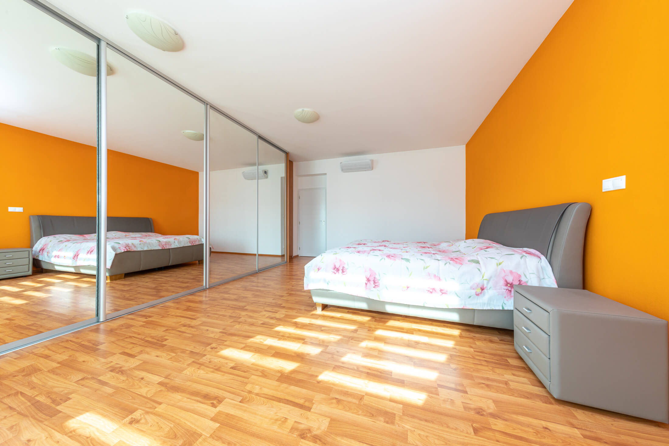 Predané: Exkluzívna novostavba na predaj, 3 izbový luxusný byt, Staré Mesto, Konventná, úžitková 146,18m2, najvyššie poschodie, výhľad na celú Bratislavu-2