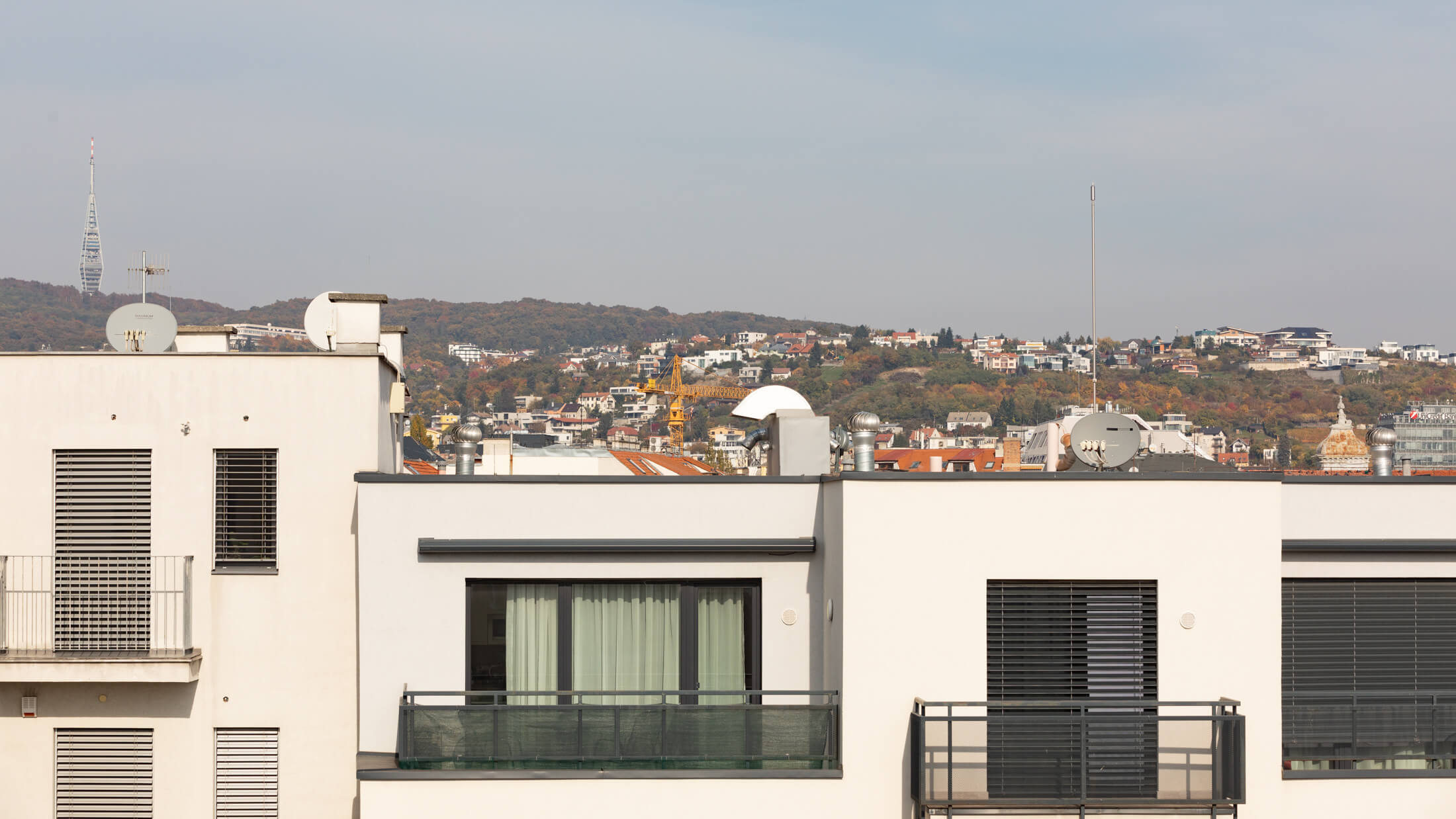 Predané: Exkluzívna novostavba na predaj, 3 izbový luxusný byt, Staré Mesto, Konventná, úžitková 146,18m2, najvyššie poschodie, výhľad na celú Bratislavu-65