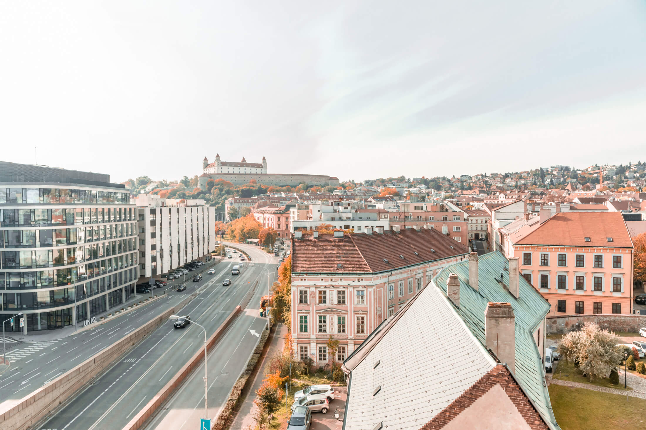 Predané: Exkluzívna novostavba na predaj, 3 izbový luxusný byt, Staré Mesto, Konventná, úžitková 146,18m2, najvyššie poschodie, výhľad na celú Bratislavu-58