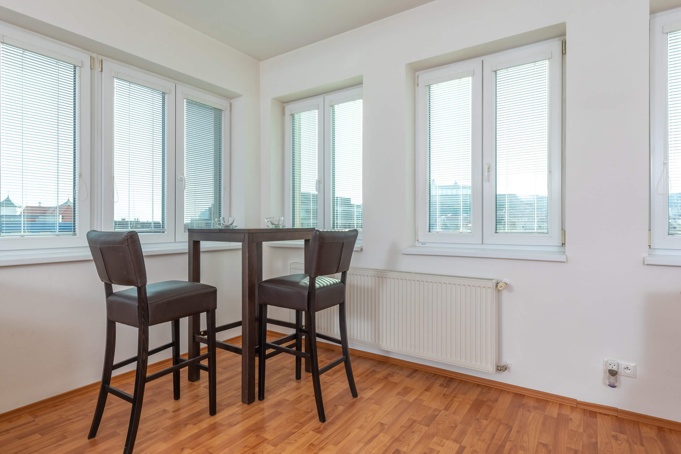 Predané: Exkluzívna novostavba na predaj, 3 izbový luxusný byt, Staré Mesto, Konventná, úžitková 146,18m2, najvyššie poschodie, výhľad na celú Bratislavu-41
