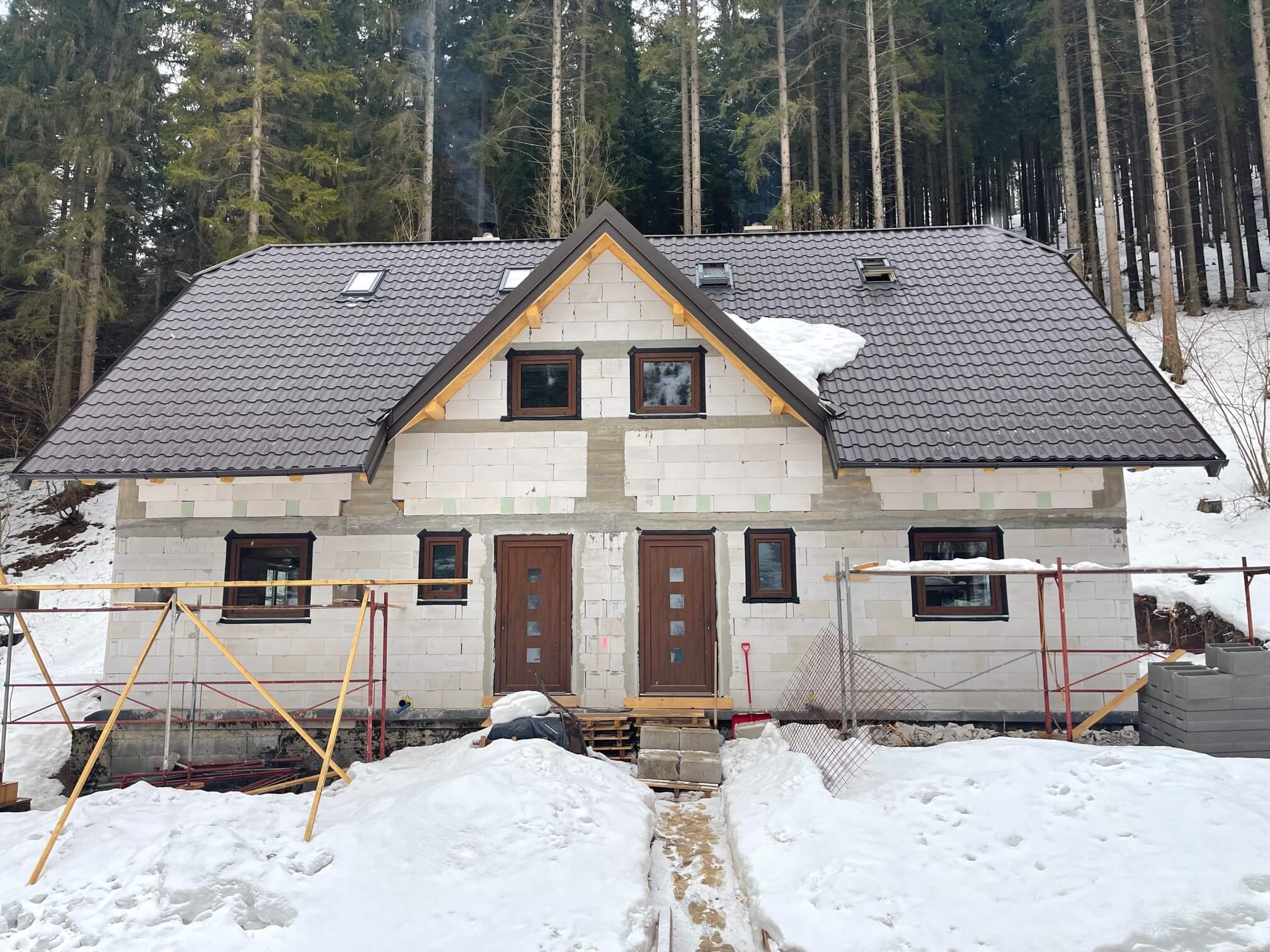 Predané: Chalupa, úžitková plocha 120m2, pozemok 225m2, 4 izby, Liptovské Revúce, pri Donovaloch-21