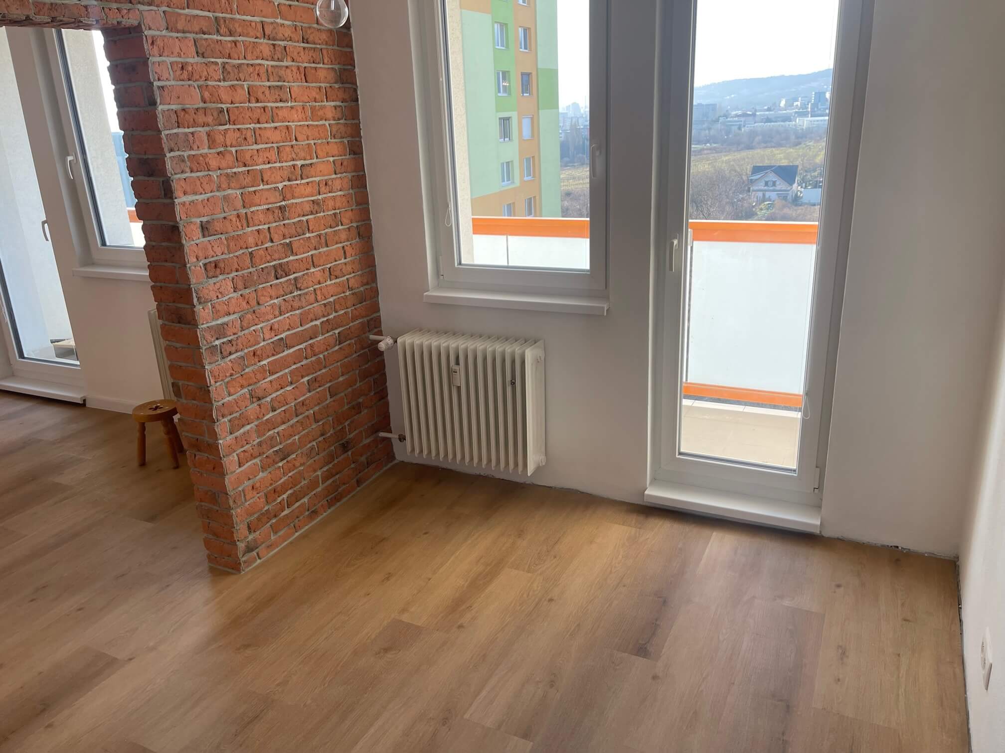 Predané: Na predaj 3 izbový slnečný byt, kompletná rekonštrukcia, Sadmelijská Rača, 66,40m2, loggia 6,43m2, 8 poschodie-27