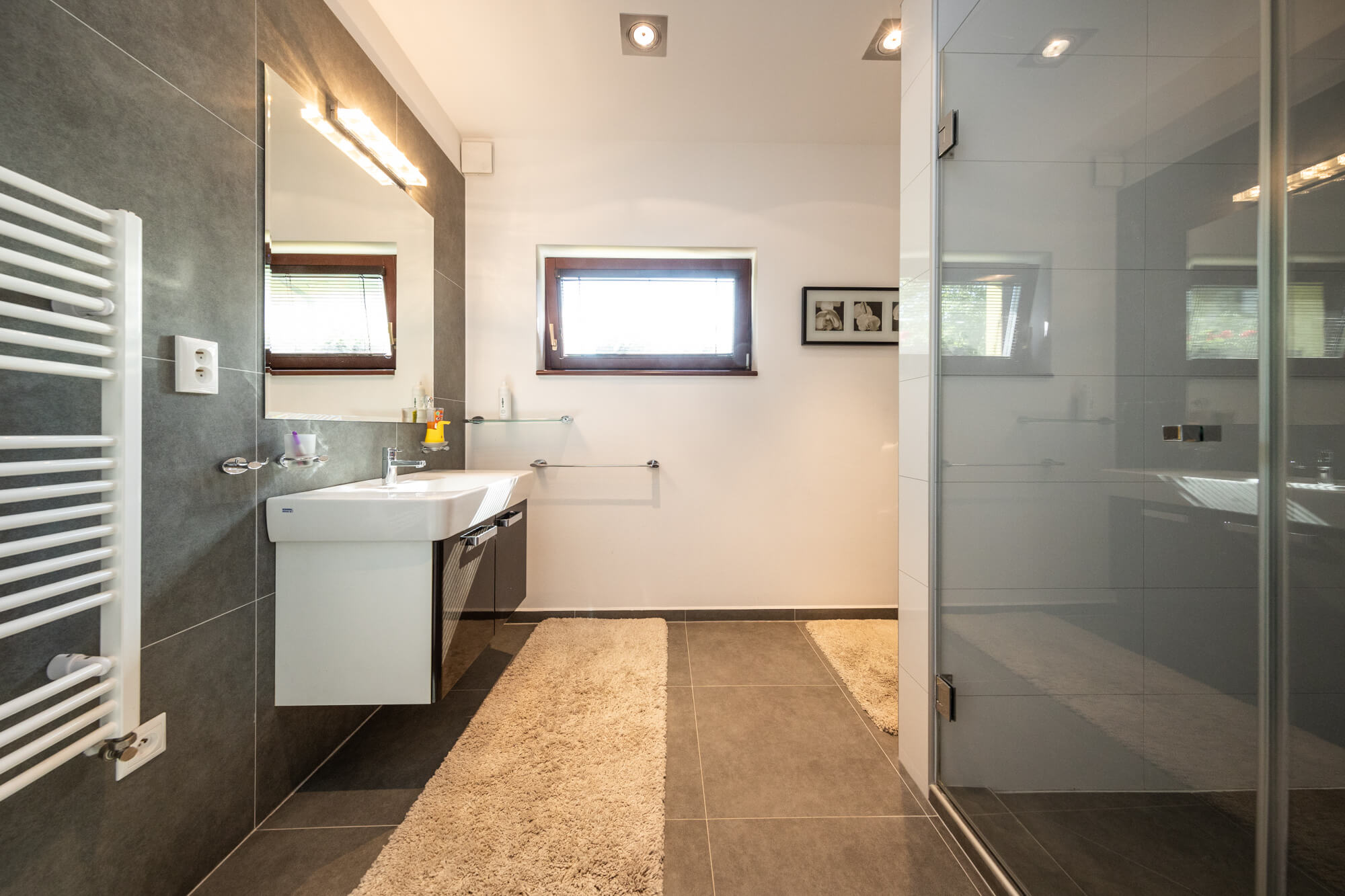Rodinný dom v obci Častá, 4 izbový, úžitková plocha 213,05m2, pozemok 1687m2, garáž-50