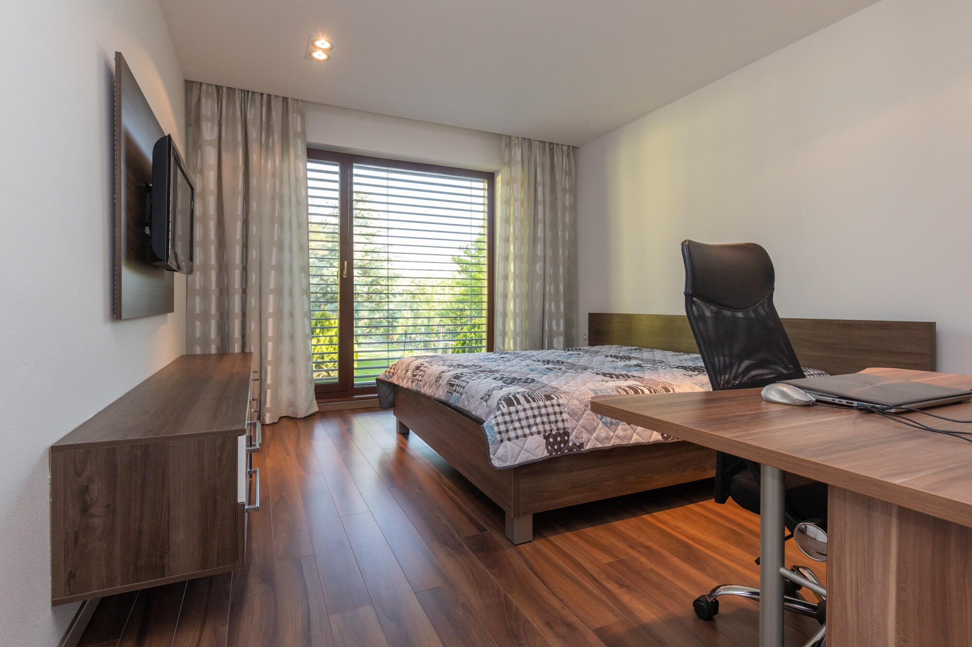 Rodinný dom v obci Častá, 4 izbový, úžitková plocha 213,05m2, pozemok 1687m2, garáž-29