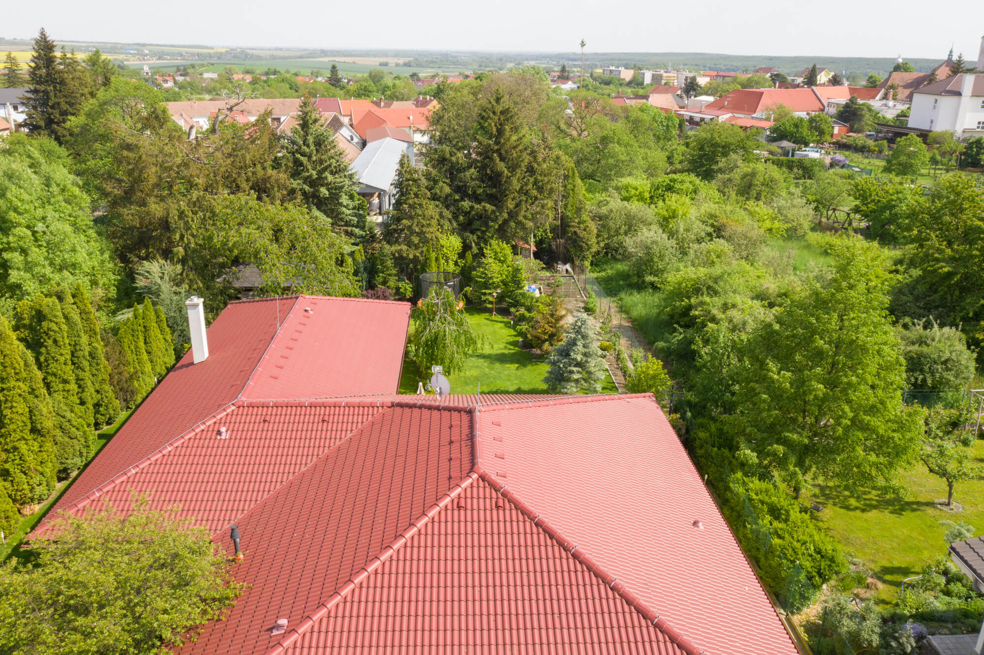 Rodinný dom v obci Častá, 4 izbový, úžitková plocha 213,05m2, pozemok 1687m2, garáž-16