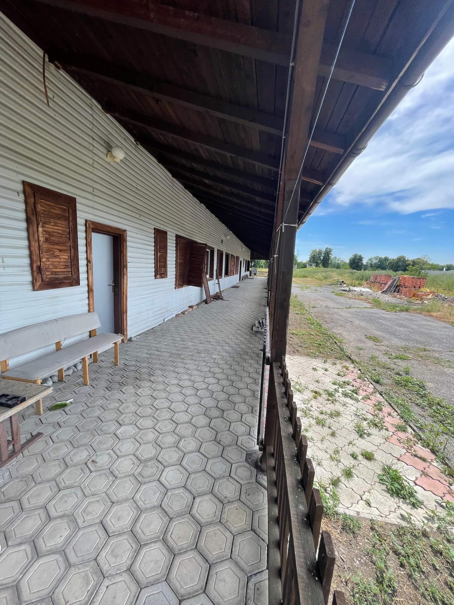 Predaný: Objekt na podnikanie, Lučenec – Opatová, pozemok 2056m2, úžitková 1480m2-16